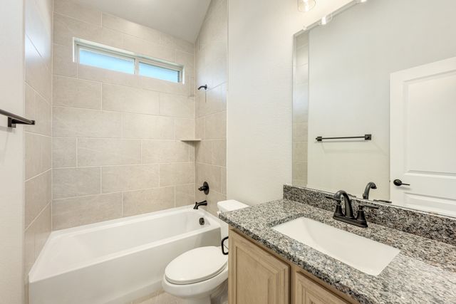 5202 Rowlan Row, Midlothian, TX 76065