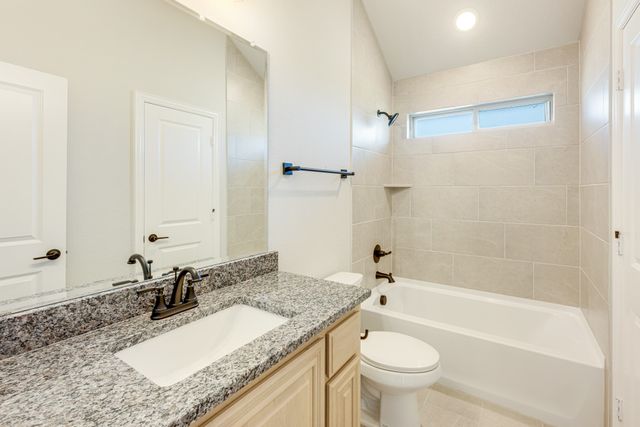 5202 Rowlan Row, Midlothian, TX 76065