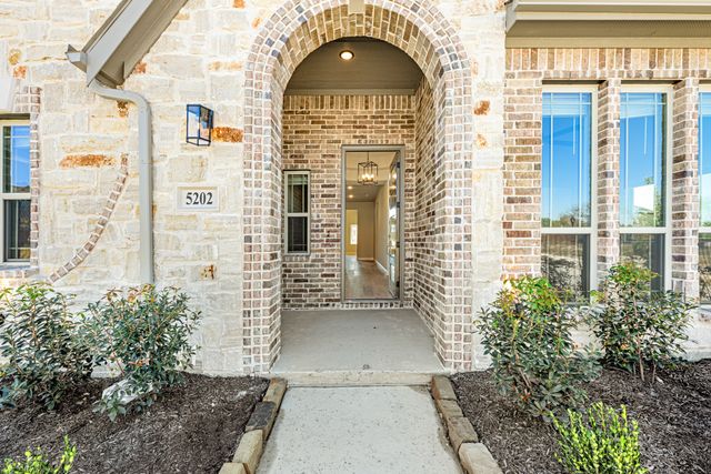 5202 Rowlan Row, Midlothian, TX 76065