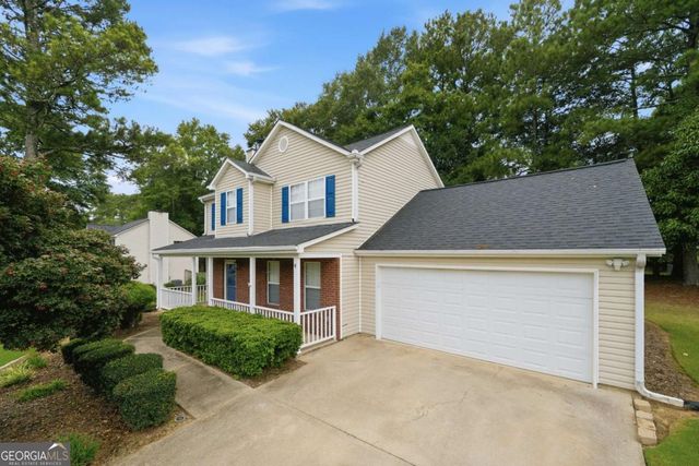 4255 Willow Springs Drive, Loganville, GA 30052