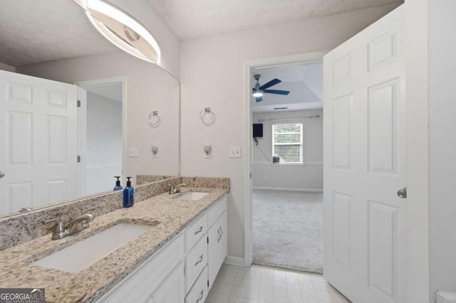 4255 Willow Springs Drive, Loganville, GA 30052
