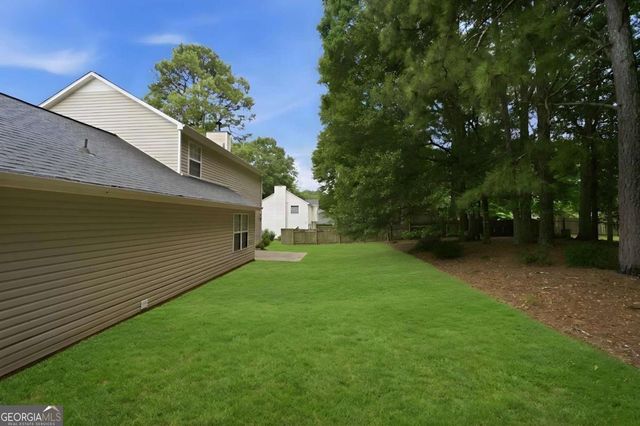 4255 Willow Springs Drive, Loganville, GA 30052