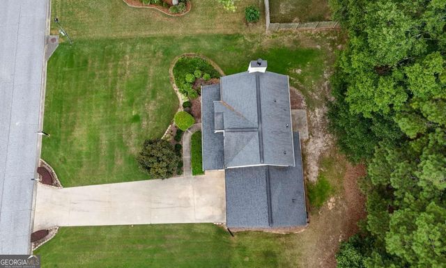 4255 Willow Springs Drive, Loganville, GA 30052