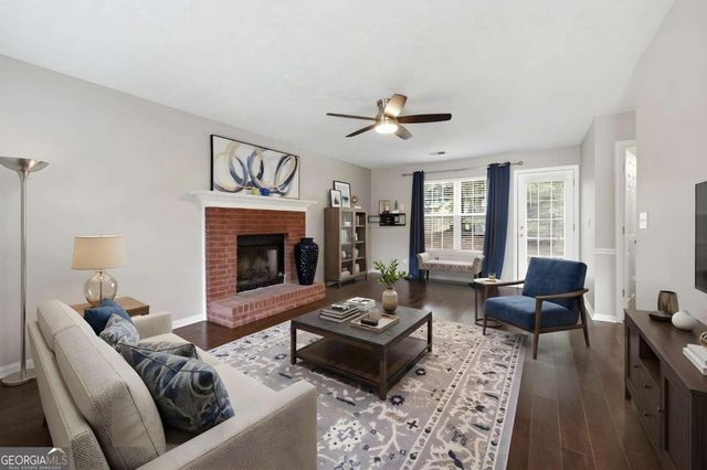 4255 Willow Springs Drive, Loganville, GA 30052