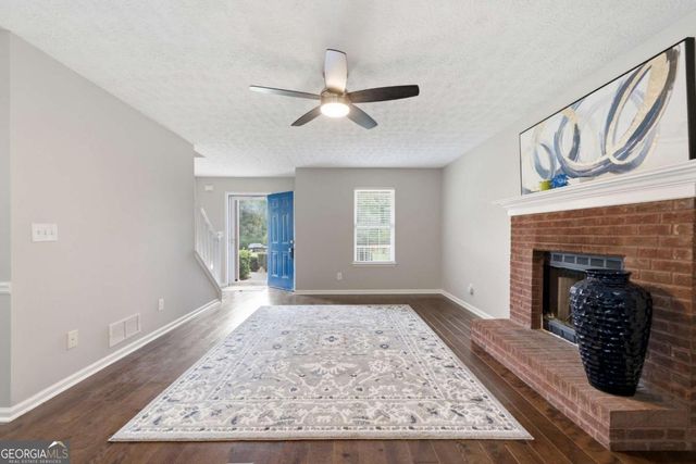 4255 Willow Springs Drive, Loganville, GA 30052