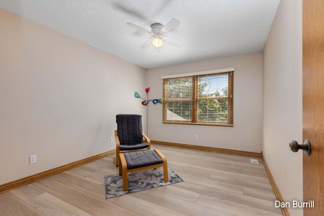 4256 Del Mar Drive SW, Wyoming, MI 49418