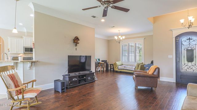 2939 Cypress Creek Drive, D'iberville, MS 39540