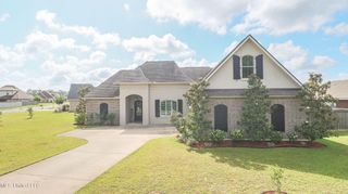 2939 Cypress Creek Drive, D'iberville, MS 39540