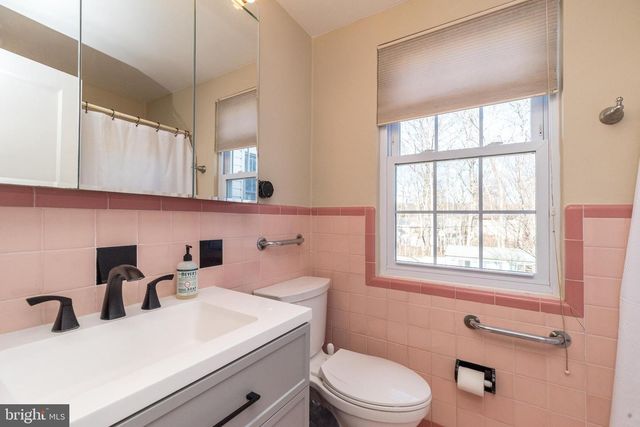 612 ARGYLE AVE, Ambler, PA 19002