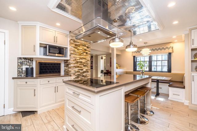 612 ARGYLE AVE, Ambler, PA 19002