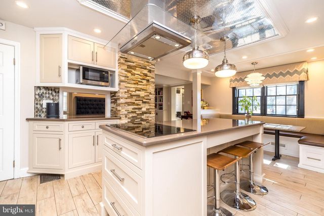 612 ARGYLE AVE, Ambler, PA 19002
