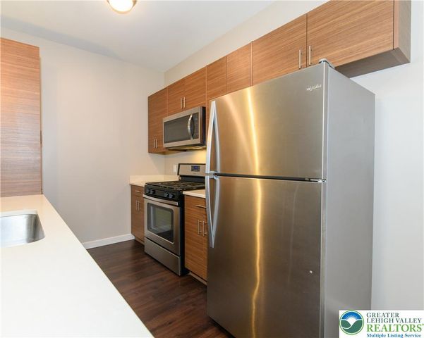 16 Centre Square 3E, Easton, PA 18042