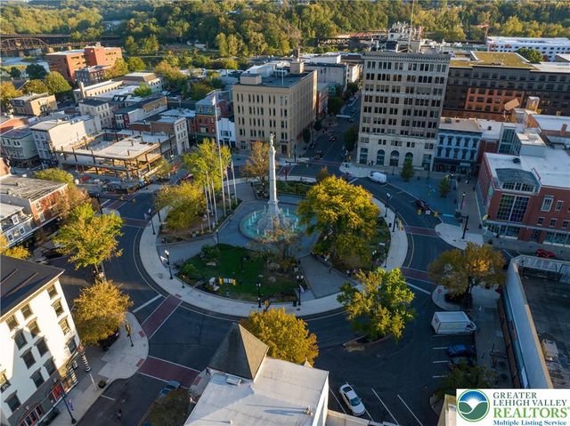 16 Centre Square 3E, Easton, PA 18042