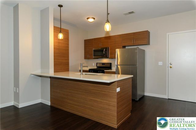 16 Centre Square 3E, Easton, PA 18042