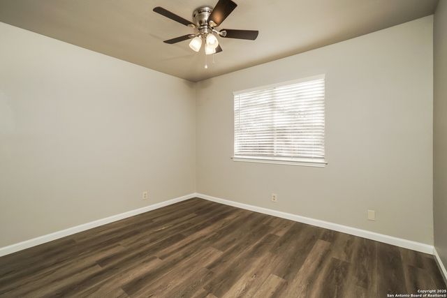 8858 MEADOW RANGE ST, San Antonio, TX 78250