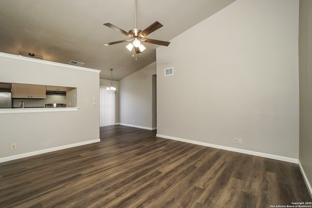 8858 MEADOW RANGE ST, San Antonio, TX 78250