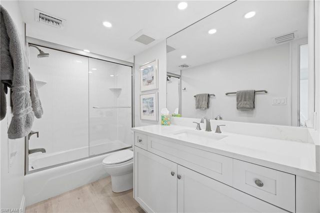 3443 Gulf Shore BLVD N 509, Naples, FL 34103
