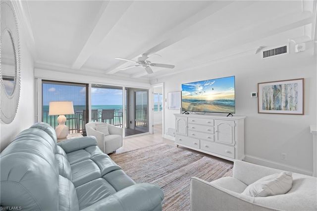 3443 Gulf Shore BLVD N 509, Naples, FL 34103