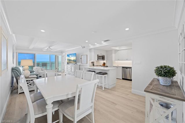 3443 Gulf Shore BLVD N 509, Naples, FL 34103
