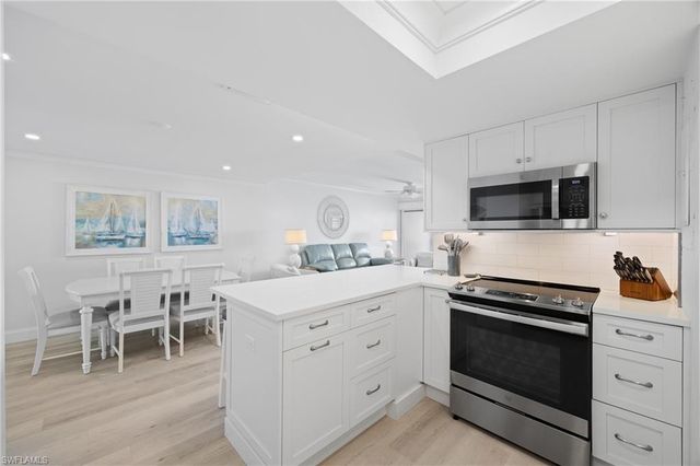 3443 Gulf Shore BLVD N 509, Naples, FL 34103