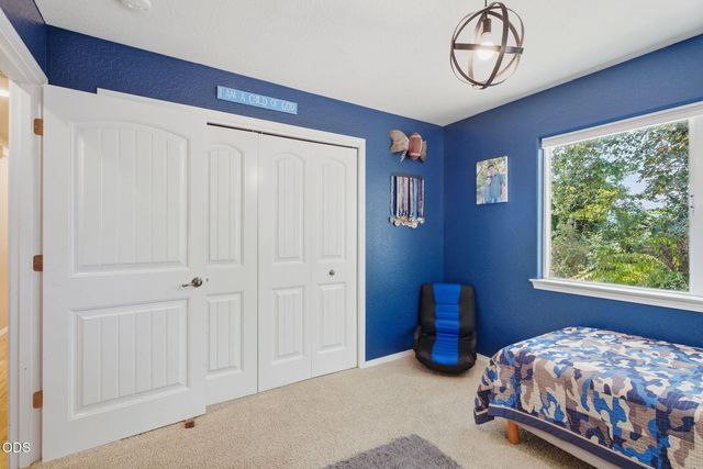 1410 Applegate Avenue, Grants Pass, OR 97527