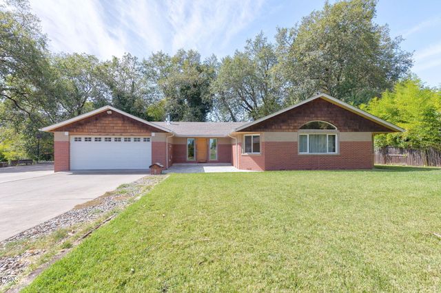 1410 Applegate Avenue, Grants Pass, OR 97527