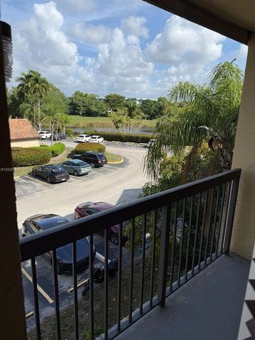 4401 W Mcnab Rd 30, Pompano Beach, FL 33069