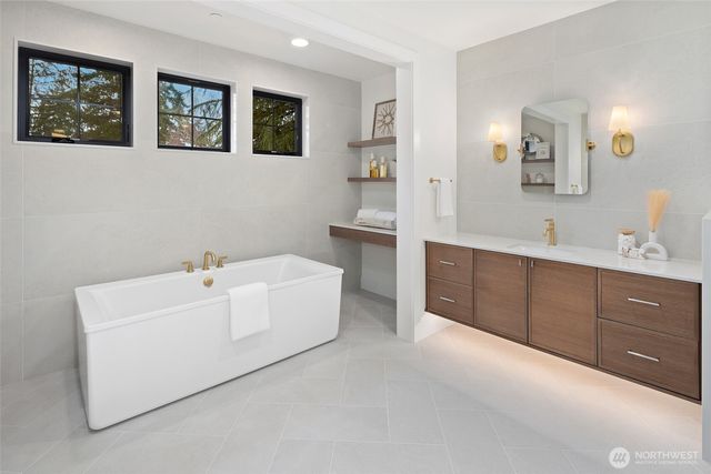 4216 83rd Avenue SE, Mercer Island, WA 98040