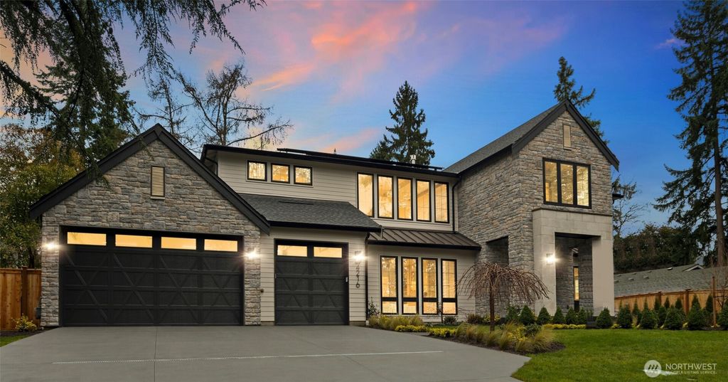 4216 83rd Avenue SE, Mercer Island, WA 98040