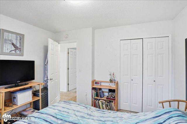 7676 E Breckenridge Drive, Wasilla, AK 99654