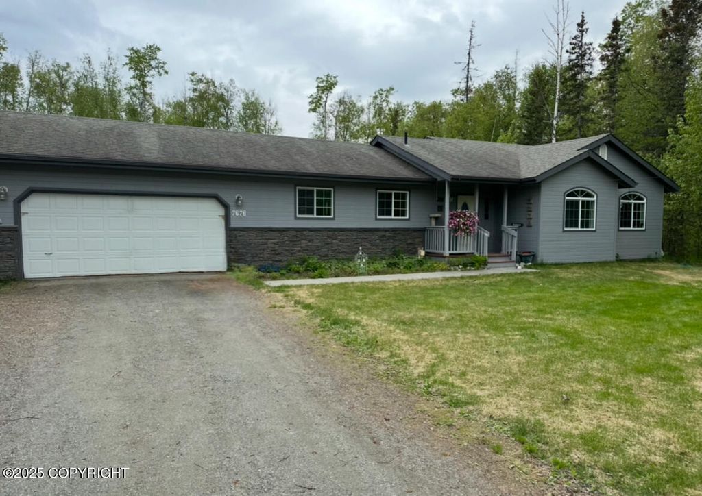 7676 E Breckenridge Drive, Wasilla, AK 99654