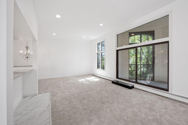 5501 Dewey Hill Road 330, Edina, MN 55439