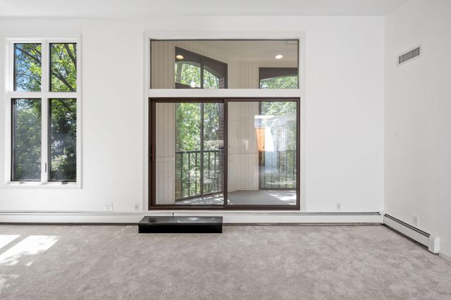 5501 Dewey Hill Road 330, Edina, MN 55439