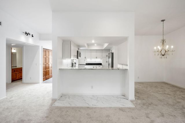 5501 Dewey Hill Road 330, Edina, MN 55439