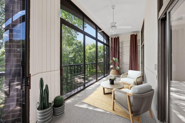 5501 Dewey Hill Road 330, Edina, MN 55439