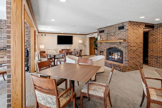 5501 Dewey Hill Road 330, Edina, MN 55439