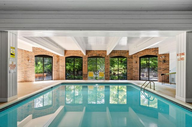 5501 Dewey Hill Road 330, Edina, MN 55439