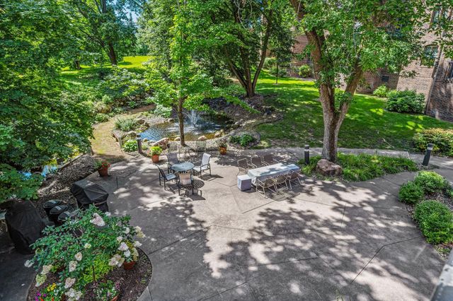 5501 Dewey Hill Road 330, Edina, MN 55439