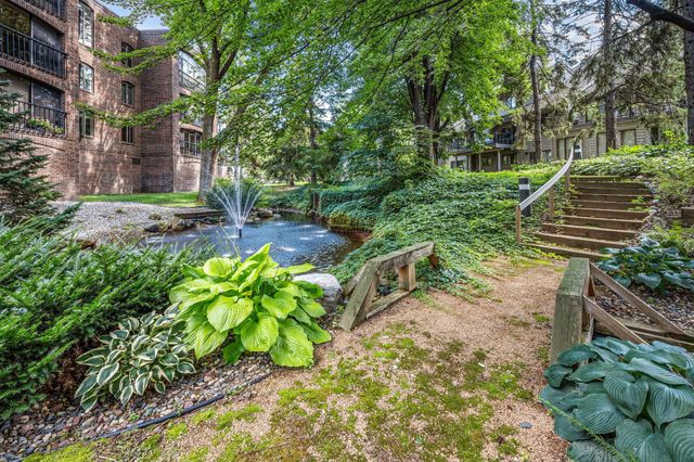 5501 Dewey Hill Road 330, Edina, MN 55439