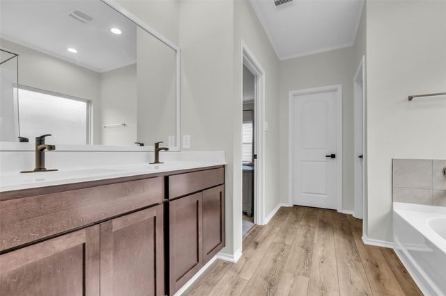 3318 Iron Pine Lane, Conroe, TX 77301