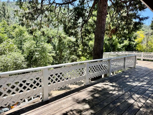 515 Mc Comber Drive, Pierpoint Springs, CA 93265