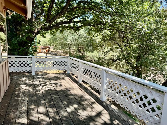 515 Mc Comber Drive, Pierpoint Springs, CA 93265