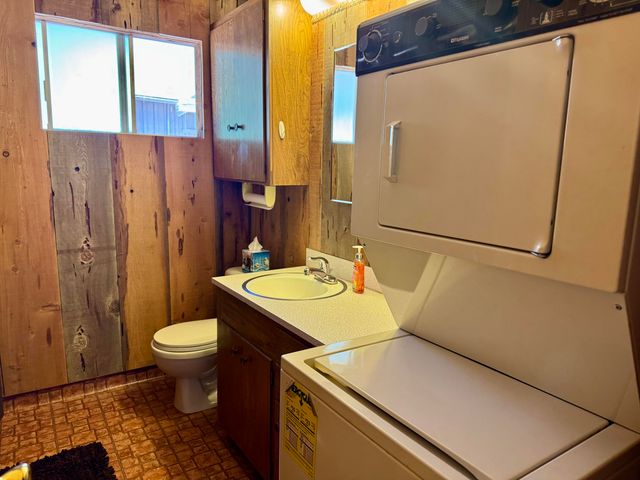 515 Mc Comber Drive, Pierpoint Springs, CA 93265