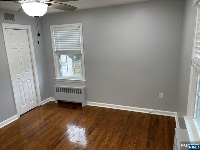 9 Cottage Lane, Upper Saddle River, NJ 07458