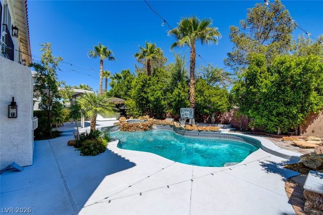 7686 Gossamer Wind Street, Las Vegas, NV 89139