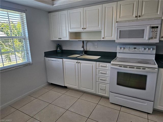 1830 Brantley RD # F204, Fort Myers, FL 33907