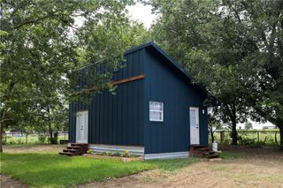 1014 Private Road 4041, Dime Box, TX 77853