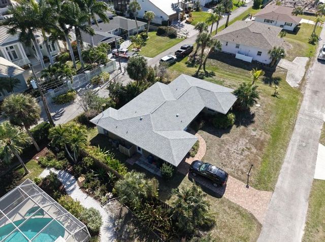 1648 IDLE LANE, Sarasota, FL 34231