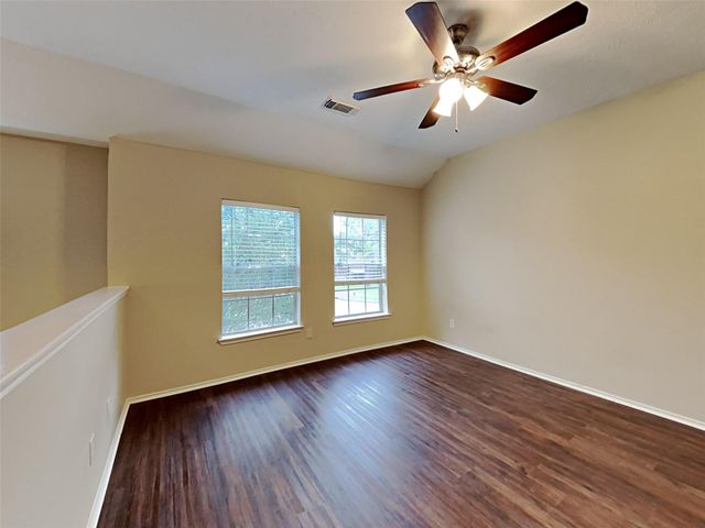 2218 Laurel Oaks Drive, Houston, TX 77014