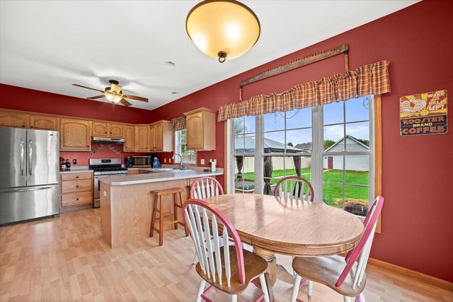 1101 Hidden Creek LANE, Burlington, WI 53105